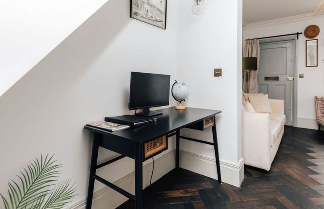 The Emerald - Central Henley 2 Bedroom House - From 145 Per Night - Foto 17