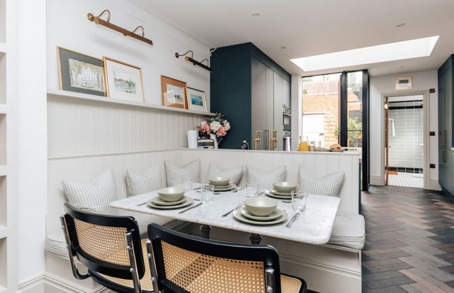 The Emerald - Central Henley 2 Bedroom House - From 145 Per Night - Foto 16