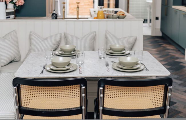 The Emerald - Central Henley 2 Bedroom House - From 145 Per Night - Foto 48