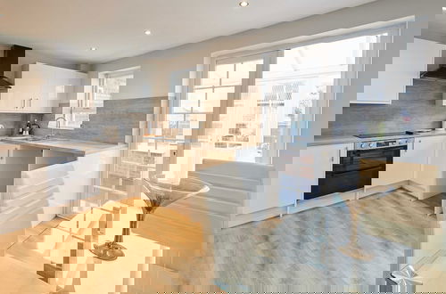 Foto 7 - Host Stay Venture Park Villas