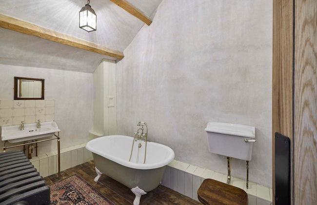 Host Stay Potters Cottage - Photo 17