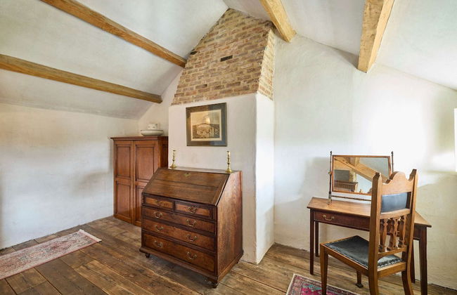 Host Stay Potters Cottage - Photo 12