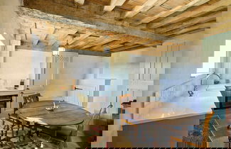 Photo 2 - Host Stay Potters Cottage