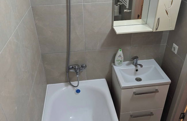 Charming Chișinău Apartment With Gas Heating & Hot Tub - Foto 12