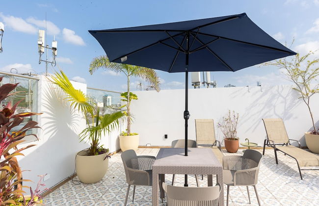 The Rooftop Condo by Acomodo - Foto 14