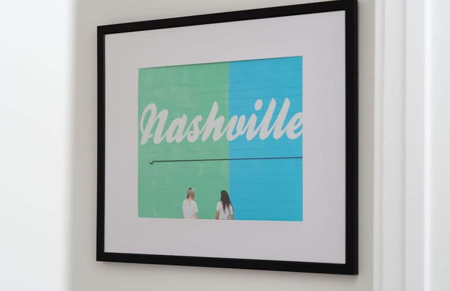 Nashville Nest: Contemporary City Living 2 Bedroom Apts - Photo 34