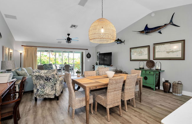 Waterfront Luxury Home With Pool And Boat Dock 3 Bedroom Home by RedAwning - Foto 26