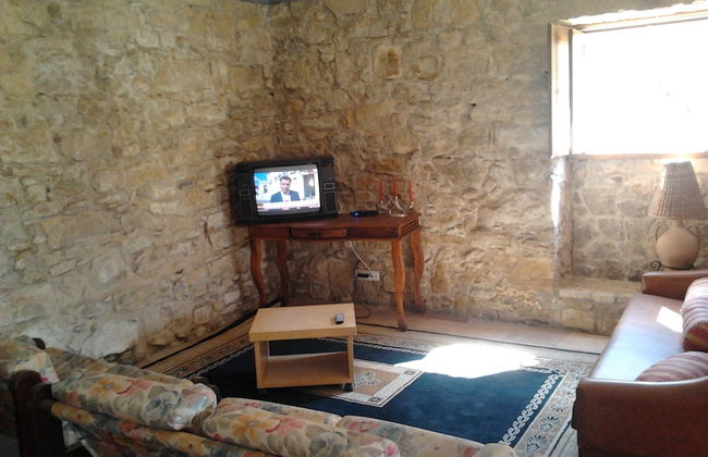 Historical Charming Vintage Villa with 4 bedrooms & country views 4 Villa by RedAwning - Foto 14