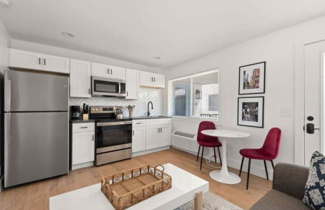 Nashville Home Base: Cozy Retreat 1 Bedroom Home - Photo 13