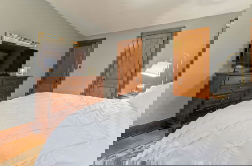 Photo 8 - Charming Ann Arbor Retreat Near Dt & Attractions 3 Bedroom Home