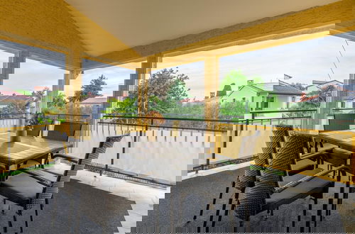 Photo 15 - Graceful Apartment With Barbecue Area
