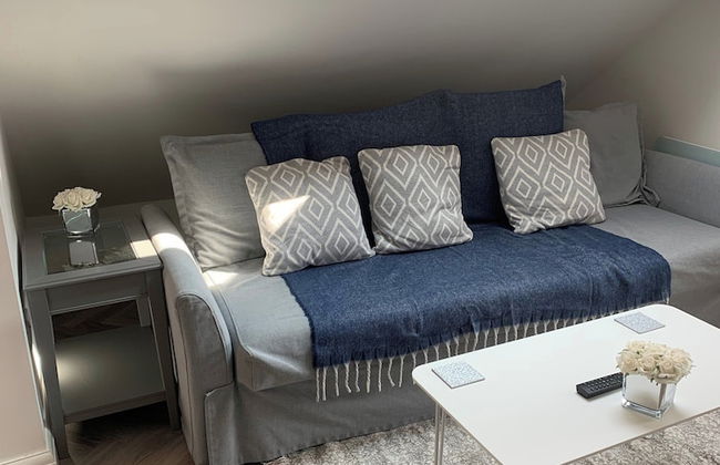 Seaside Chic Loft Apartment in Leigh-on-sea - Photo 7