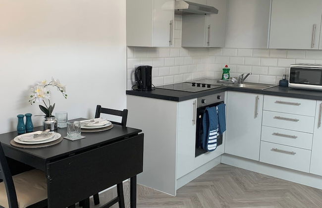 Seaside Chic Loft Apartment in Leigh-on-sea - Photo 1