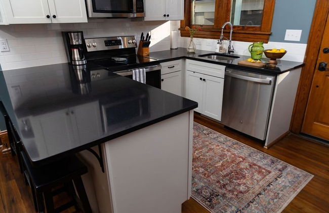 The Winona House - Boutique Hotel Near Downtown - Photo 24