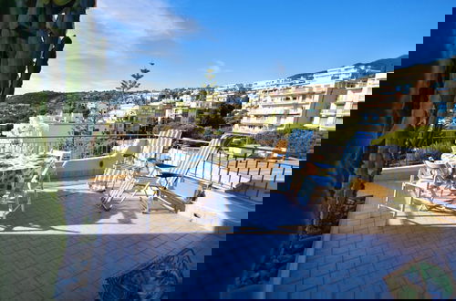 Foto 10 - Blue Sky Apartment by Wonderful Italy
