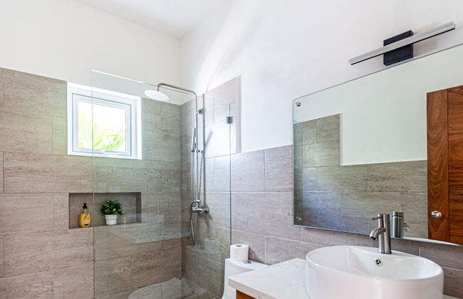Spacious Family Suite, Ocean Village! - Foto 16