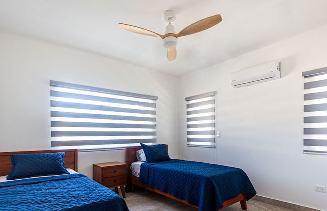 Spacious Family Suite, Ocean Village! - Foto 8