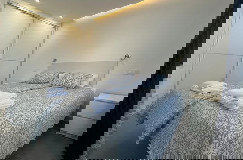 Foto 2 - Renovated Apartment by the Beach and Yumbo Centre