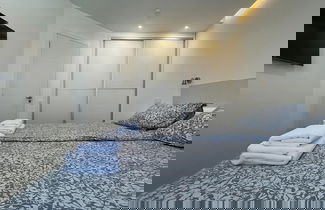 Foto 3 - Renovated Apartment by the Beach and Yumbo Centre