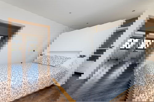 Foto 8 - Modern Villa in Llubi With Pool