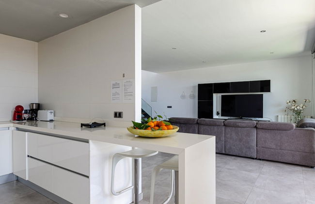 Modern Villa in Llubi With Pool - Foto 12