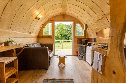 Photo 7 - Beautiful 1 bed Glamping pod in Battle