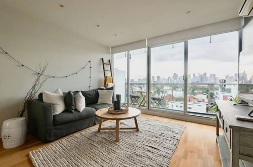 Foto 14 - Stylish 2 Bedroom Apartment in Port Melbourne With City Views