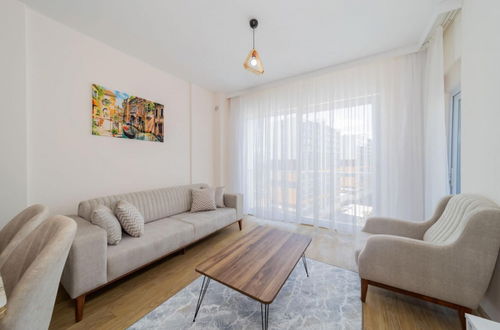 Foto 7 - Remarkable Flat With Shared Pool in Kepez