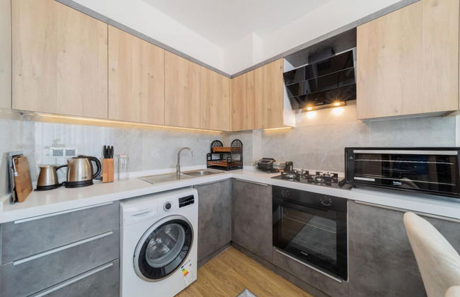 Remarkable Flat With Shared Pool in Kepez - Photo 5