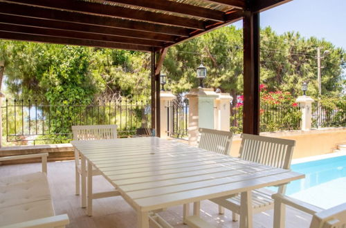 Photo 26 - Enchanting Villa With Backyard in Cesme Near Beach