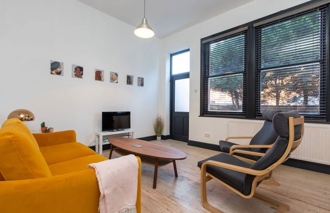 Serene and Spacious 1 Bedroom Garden Flat in Clapton - Foto 22
