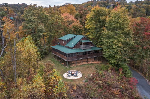 Photo 1 - Scenic Smoky Mountains Escape w/ Hot Tub