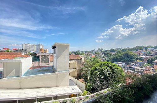 Photo 20 - Modern Look 1Br Apartment At Parahyangan Residence Near Unpar