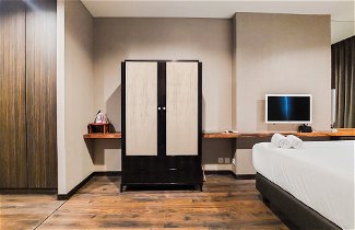 Photo 2 - Stylish and Luxury 2BR Apartment in Veranda Residence Puri