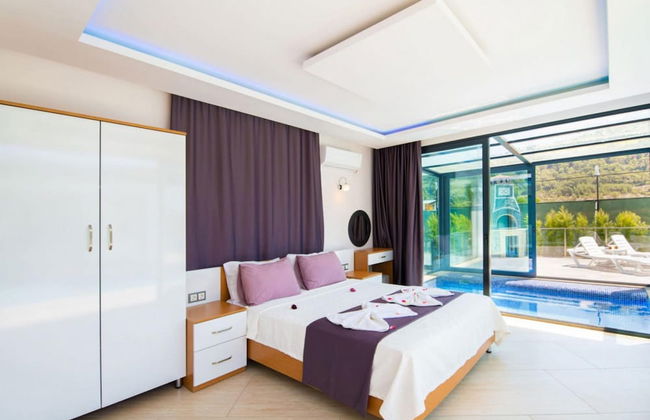 Dreamy Villa With Private Pool and Jacuzzi in Kas - Foto 49