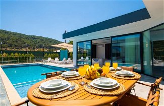 Foto 3 - Dreamy Villa With Private Pool and Jacuzzi in Kas