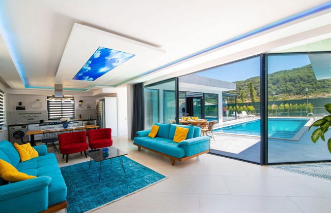 Dreamy Villa With Private Pool and Jacuzzi in Kas - Foto 9