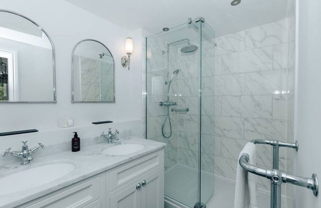 Woodvale Retreat - Sleeps 20 - Foto 47