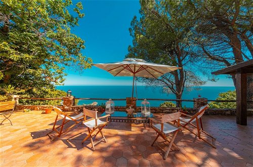 Photo 1 - Villa dei Castagni con Vista Mare by Wonderful Italy