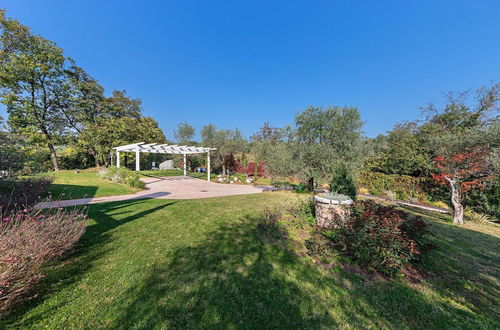 Photo 24 - Villa Daniela con Piscina Vista Lago by Wonderful Italy