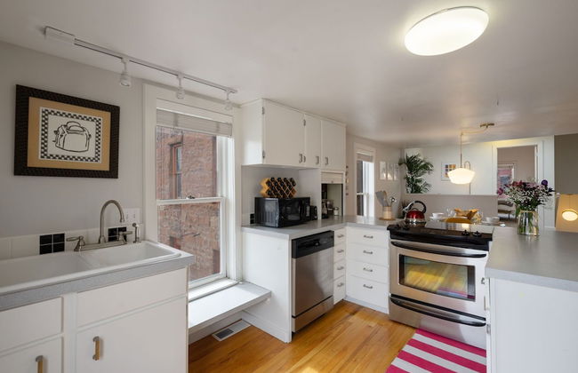 Pine Street Loft –Just steps from Old Town Square! - Foto 9