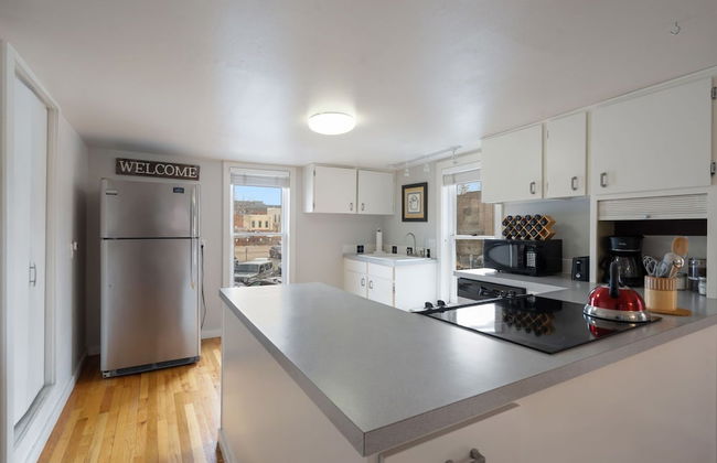 Pine Street Loft –Just steps from Old Town Square! - Foto 7