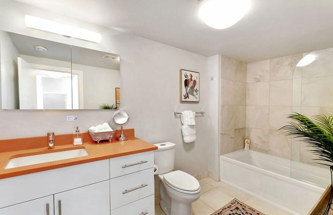 The Penthouse Loft in the Heart of Old Town! - Foto 21