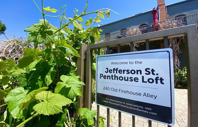 The Penthouse Loft in the Heart of Old Town! - Foto 33