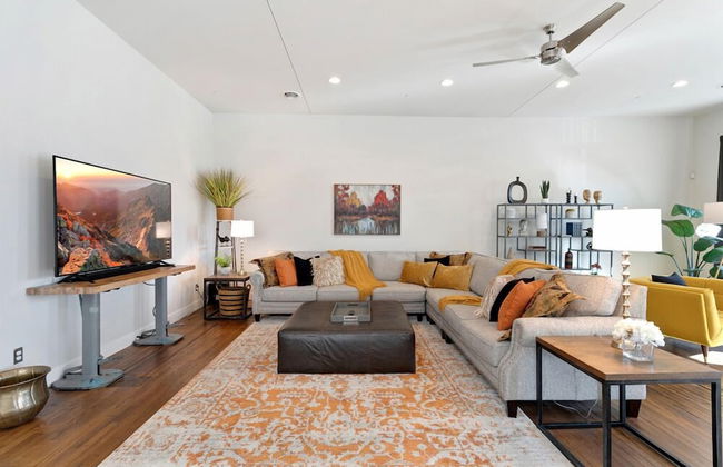 The Penthouse Loft in the Heart of Old Town! - Foto 16