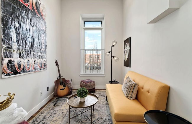 The Penthouse Loft in the Heart of Old Town! - Foto 13