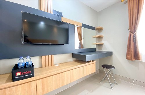 Photo 13 - Comfy Studio At Gateway Park Lrt City Bekasi Apartment
