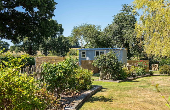 The Hideaway Hut - 1 Bed Shepherds Hut - Hereford - Foto 49