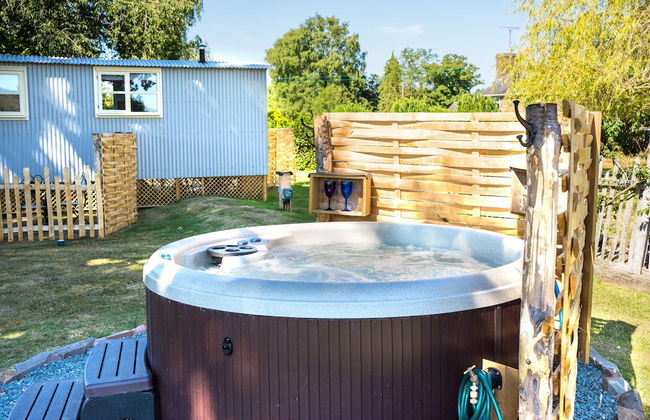 The Hideaway Hut - 1 Bed Shepherds Hut - Hereford - Foto 43