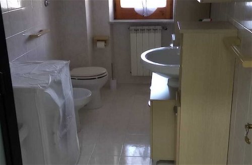 Photo 16 - Room in Apartment - B&B A Casa di Anto Eboli Vicino al Palasele
